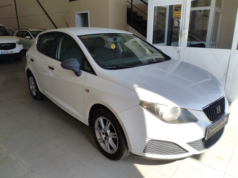 SEAT Ibiza 2011, foto 2