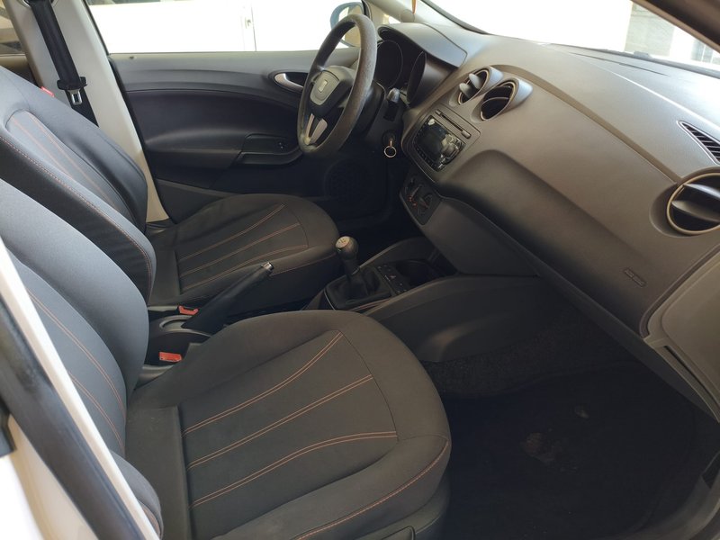 SEAT Ibiza 2011, foto 10