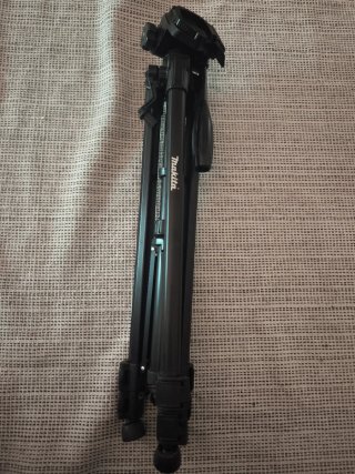 Trípode Makita