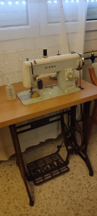 Máquina de coser Sigma