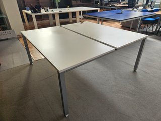 Secretária dupla ou mesa de reunião - óptimo estad