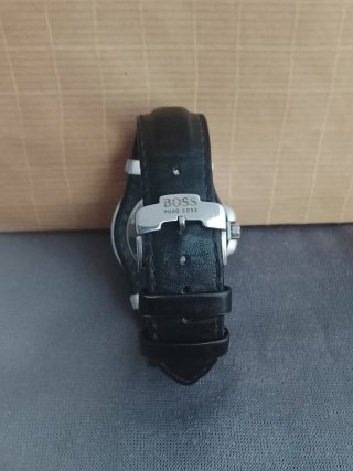 Reloj Suizo Boss Cuero Negro