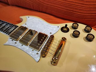 Réplica Guitarra Eléctrica SG 63