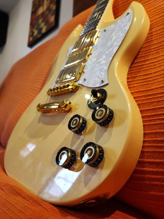 Réplica Guitarra Eléctrica SG 63