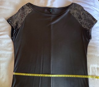 Camiseta Benetton lentejuelas manga corta gris
