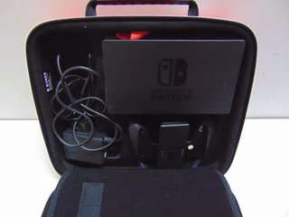 Nintendo Switch con mando y funda (175338)