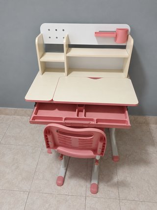 Escritorio y Silla Infantil Ajustable