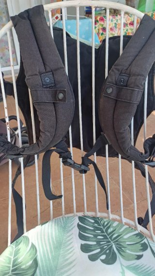 Mochila Porta Bebés Boba con Diseño Canguro