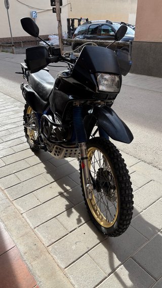 Honda Dominator NX650M