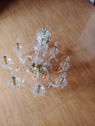 Lámparas de araña dorada con cristales