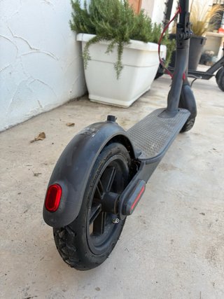 Xiaomi Mi Electric Scooter M365
