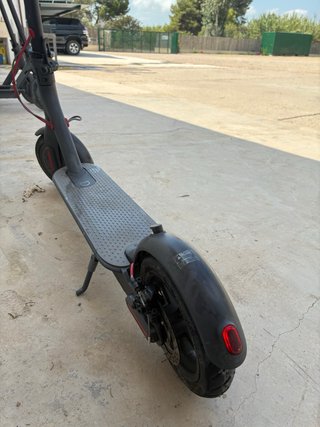 Xiaomi Mi Electric Scooter M365