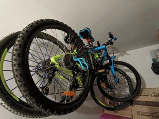 Bicicleta adolescente azul