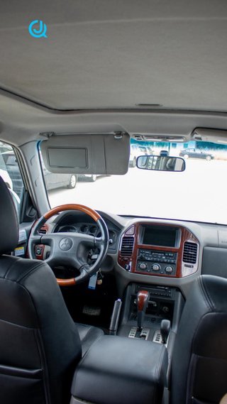 Mitsubishi Montero 2004