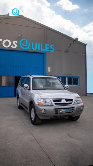 Mitsubishi Montero 2004
