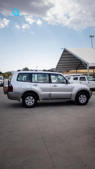 Mitsubishi Montero 2004