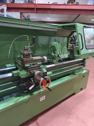 Torno Pinacho L1/260 - 2250 mm