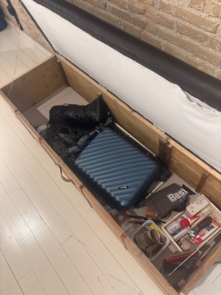 Baúl banco madera maciza cuero