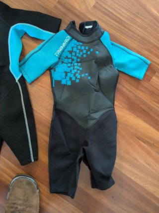 Conjunto Neoprenos Tribord niñ@s 10 y 8 años
