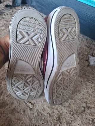 Converse rosas metalizadas