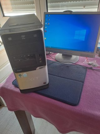 PC Acer Aspire + Monitor HP 19"