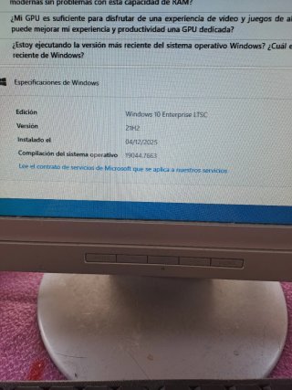 PC Acer Aspire + Monitor HP 19"