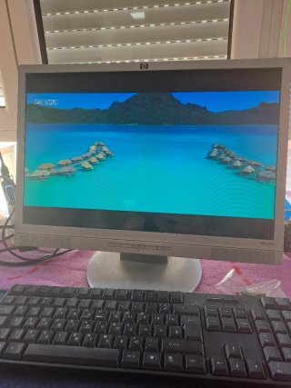 PC Acer Aspire + Monitor HP 19"