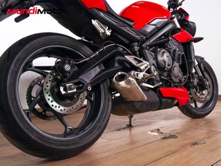 TRIUMPH STREET TRIPLE 660 S ABS