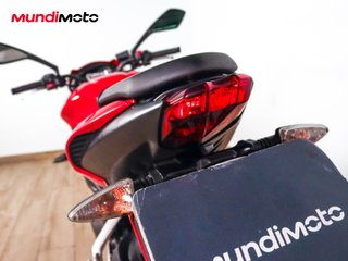 TRIUMPH STREET TRIPLE 660 S ABS