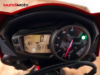 TRIUMPH STREET TRIPLE 660 S ABS