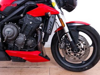 TRIUMPH STREET TRIPLE 660 S ABS