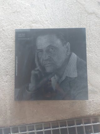 Azulejo baldosa grabado