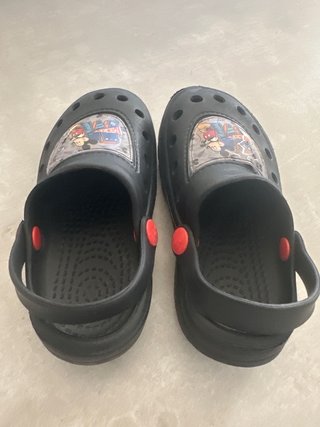 Chanclas Mickey Mouse Talla 28