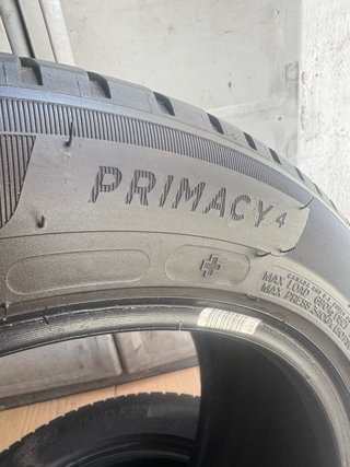 Neumático 205/55 R 17 95V