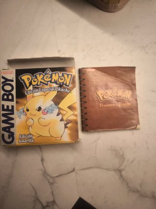 Pokemon Amarillo Edición Especial Pikachu