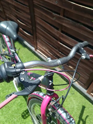 Bicicleta infantil Btwin 24" 6 vel.+casco
