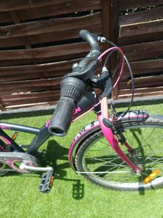 Bicicleta infantil Btwin 24" 6 vel.+casco