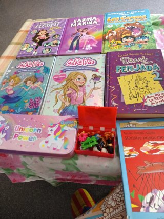 Libros adolescentes varios