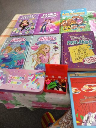 Libros adolescentes varios