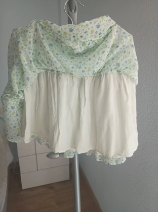 Falda flores Zara