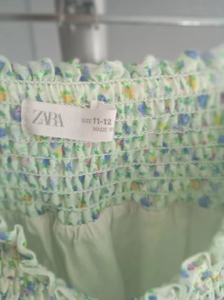 Falda flores Zara