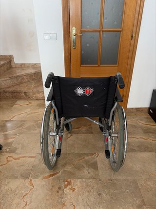 Silla de ruedas B+B en perfecto estado