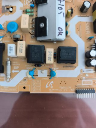 Fuente de alimentación 55AU7105