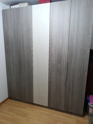 Armario de madera gris y blanco 5 puertas