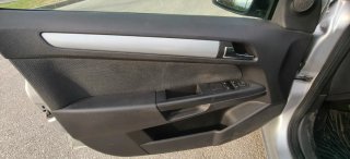 Opel Astra 2007