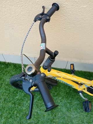 Bicicleta infantil amarilla Transformers