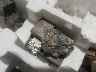 Colección de más de 100 Piritas naturales