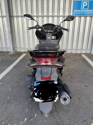 Honda PCX 125 Negra