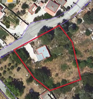 Parcela con construcción en Tarragona