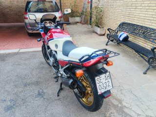 Honda VF 750 Interceptor
